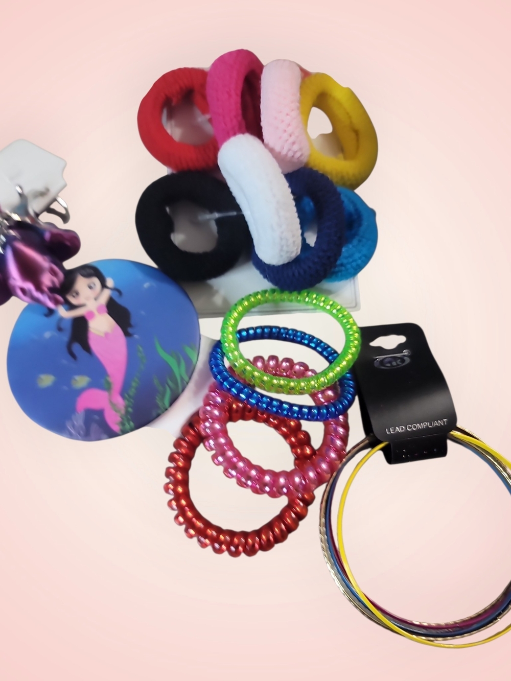 New York Sport Mini Crossbody/Belt Bag with Assorted Hair Accessories and Mirror - Picture 3 of 3